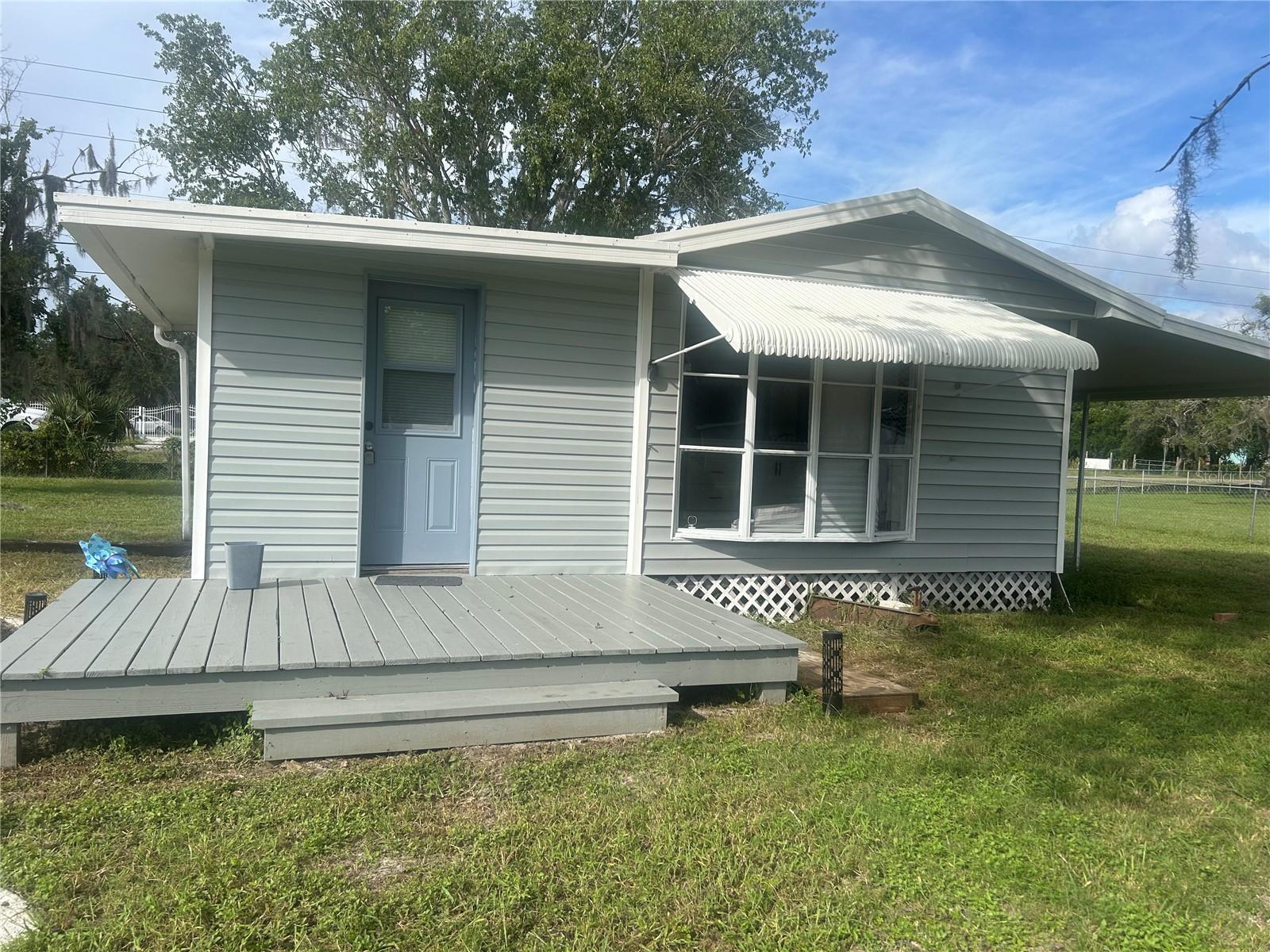 14810 THOMPSON AVE - Photo 1
