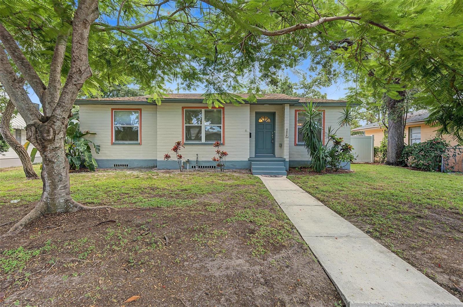 3470 8TH AVE N - Photo 1