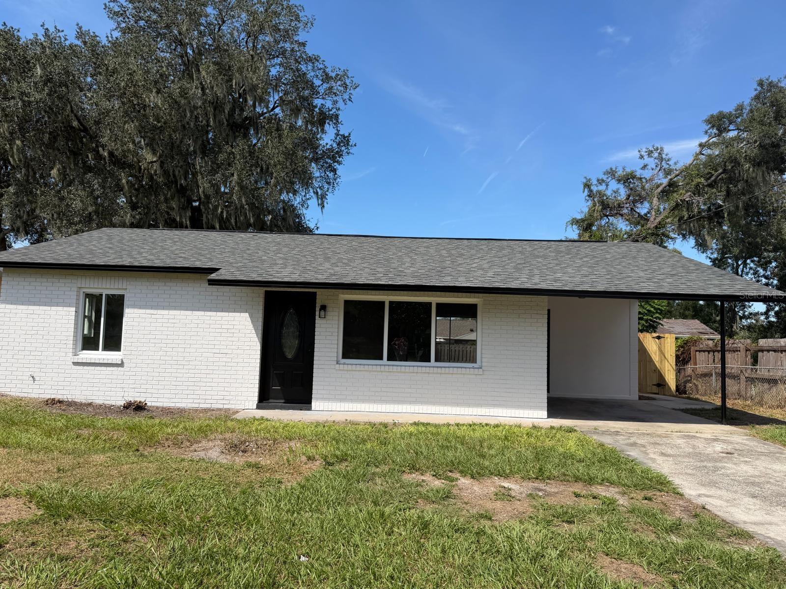 11106 HAPPY ACRES LN - Photo 1
