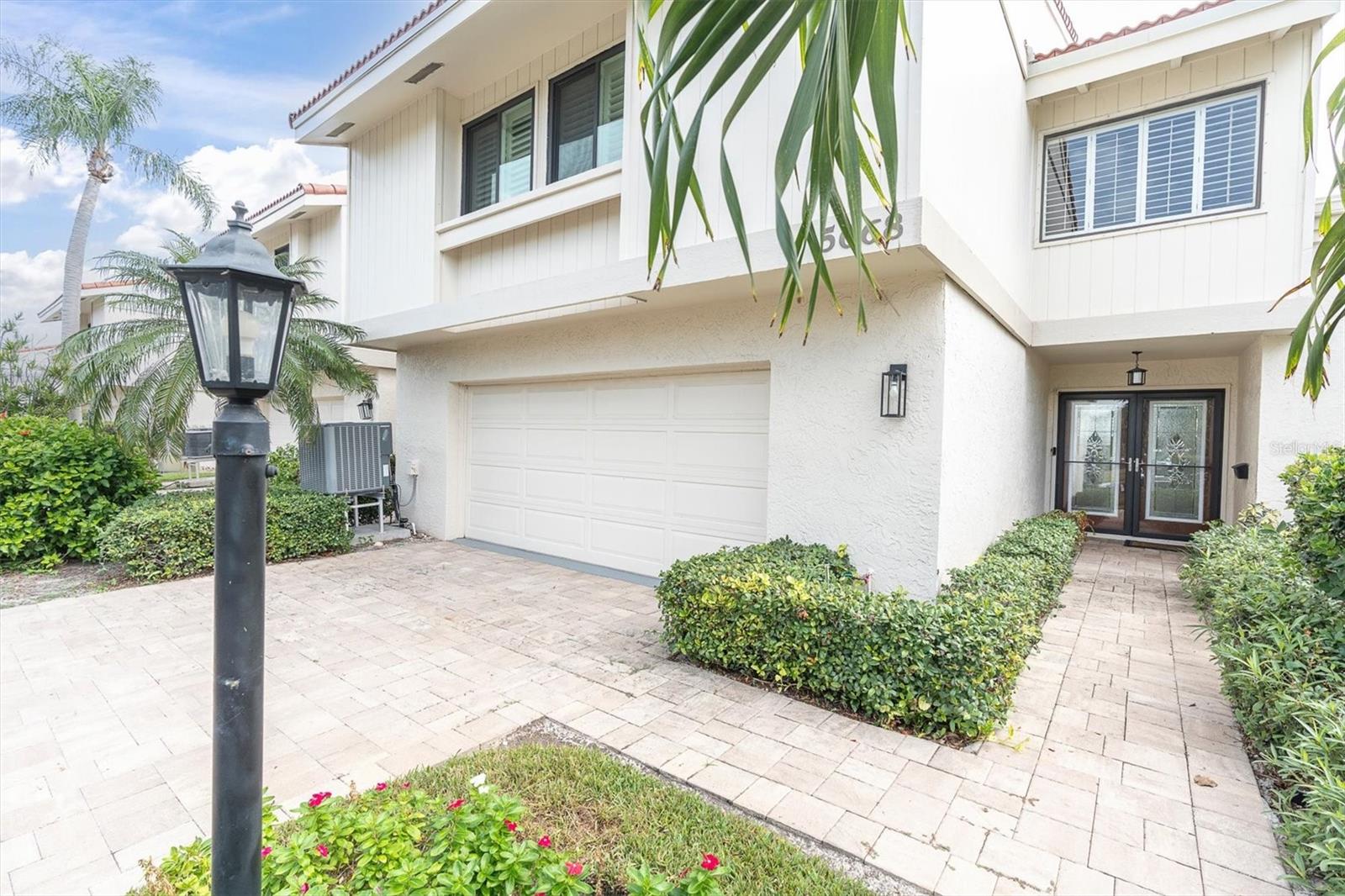 5668 ESCONDIDA BLVD S - Photo 1