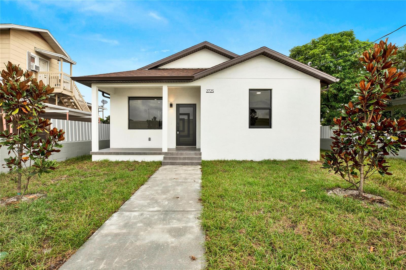 2725 W GREEN ST - Photo 1