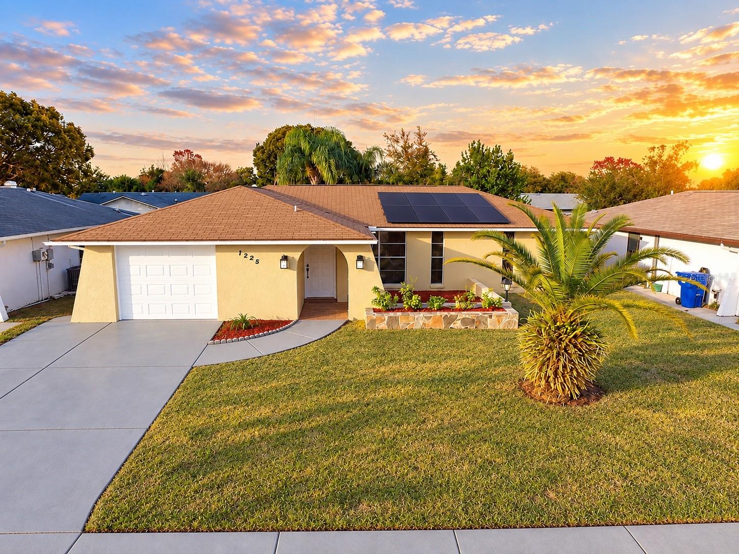 7225 ISLE DR - Photo 1
