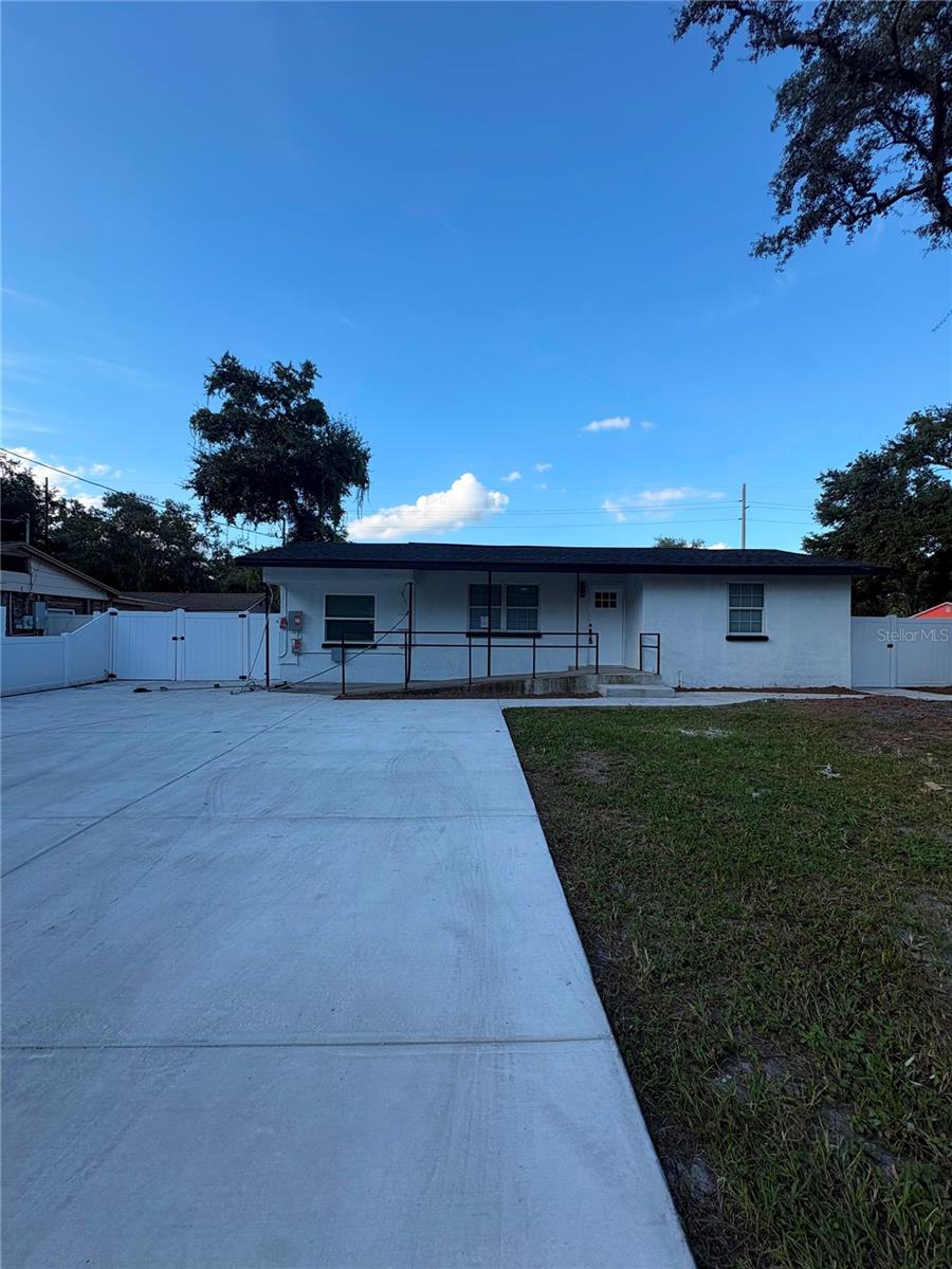 122 E 130TH AVE - Photo 1