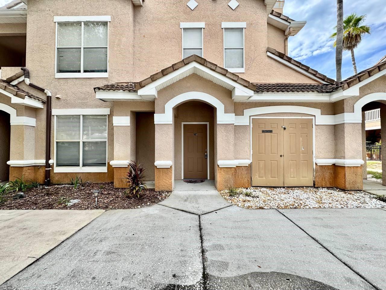 17942 VILLA CREEK DR #17942 - Photo 1