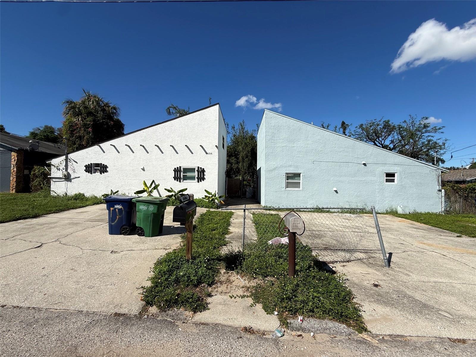 8606 N SEMMES ST #B - Photo 1