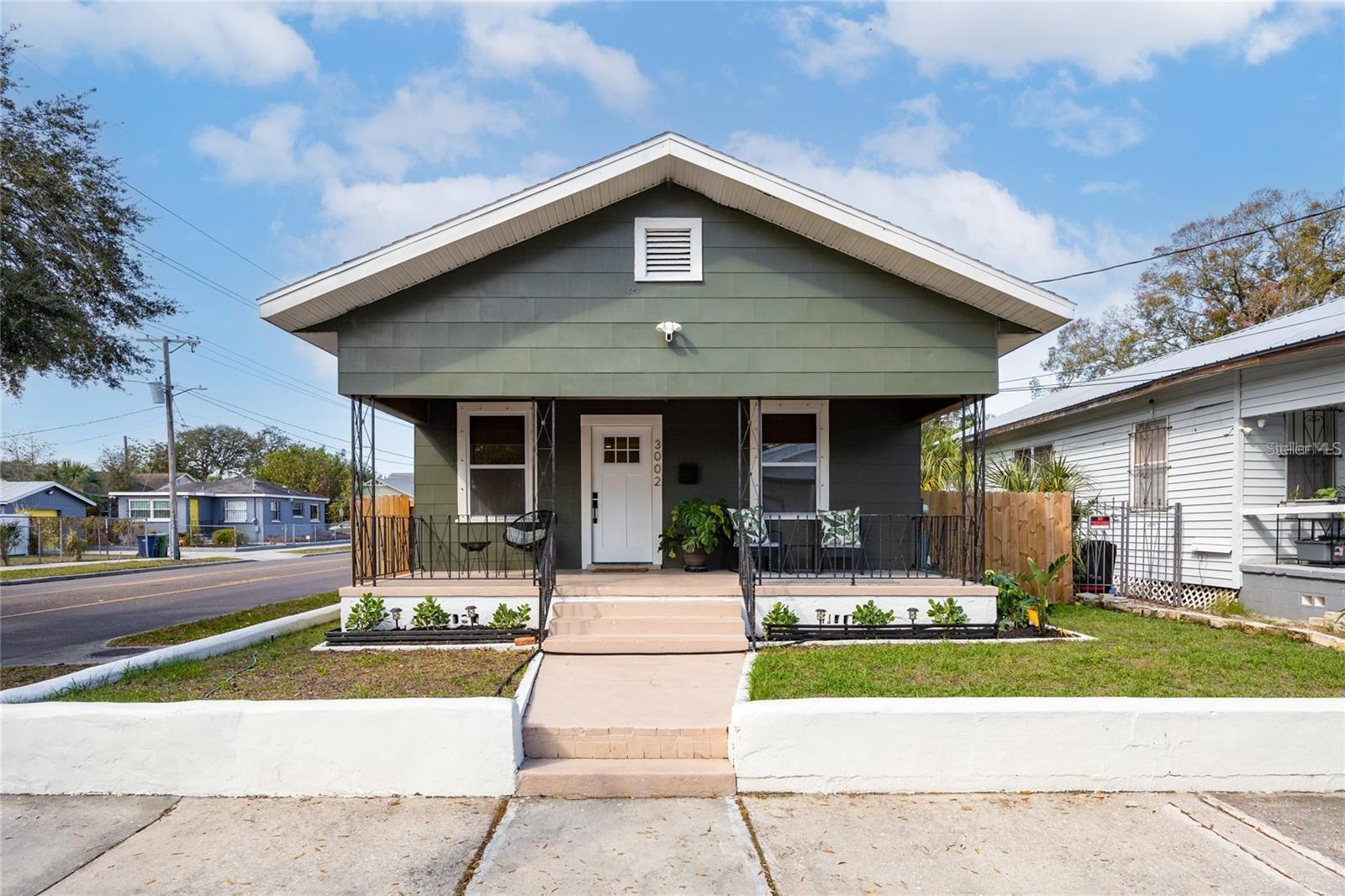 3002 N 16TH ST - Photo 1