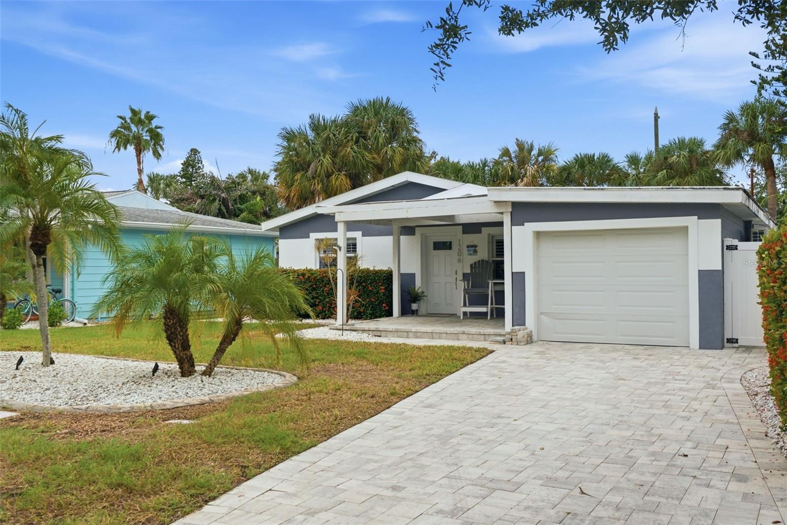 1206 BAY SHORE BLVD - Photo 1