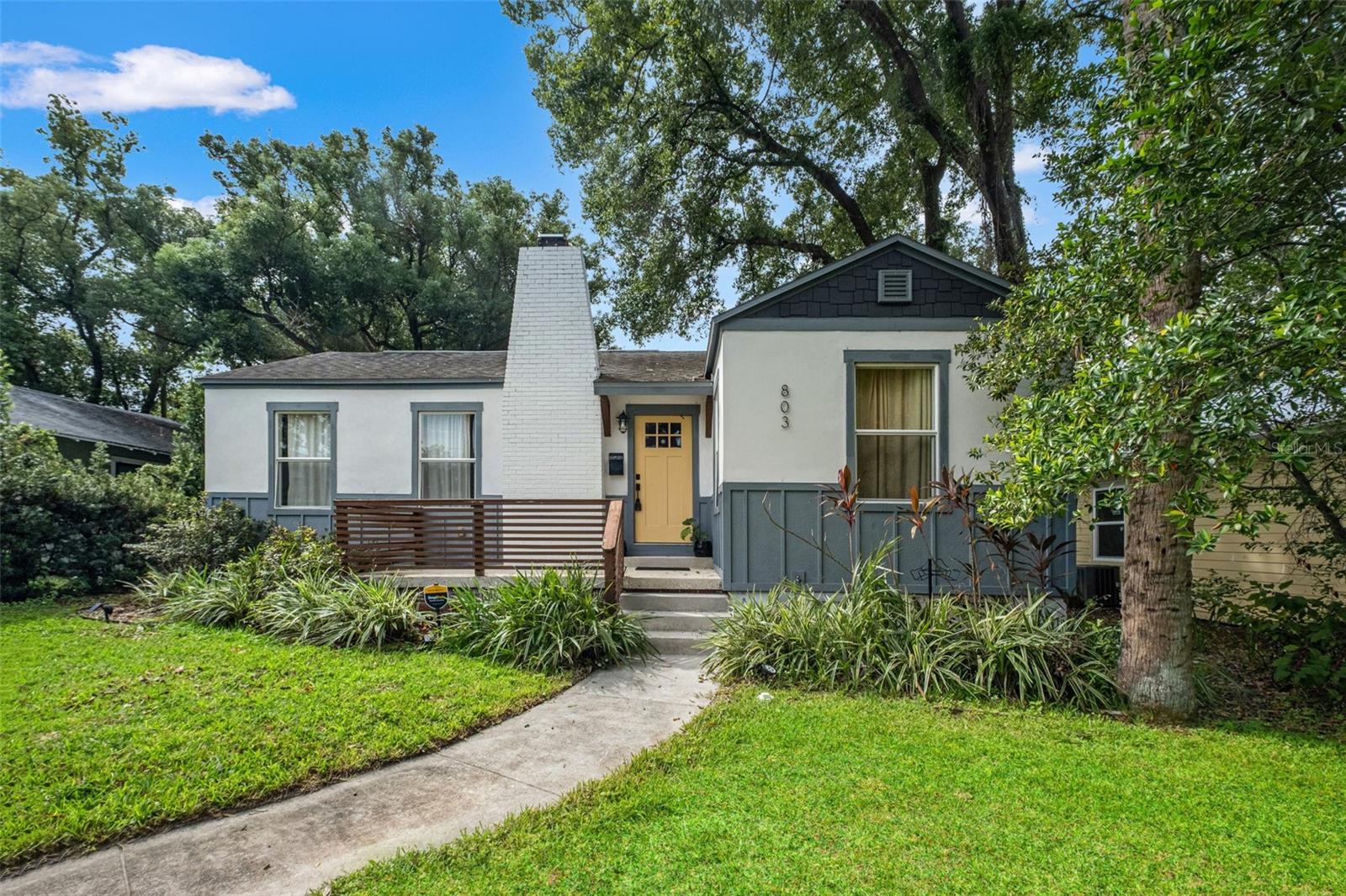 803 E HOLLYWOOD ST - Photo 1