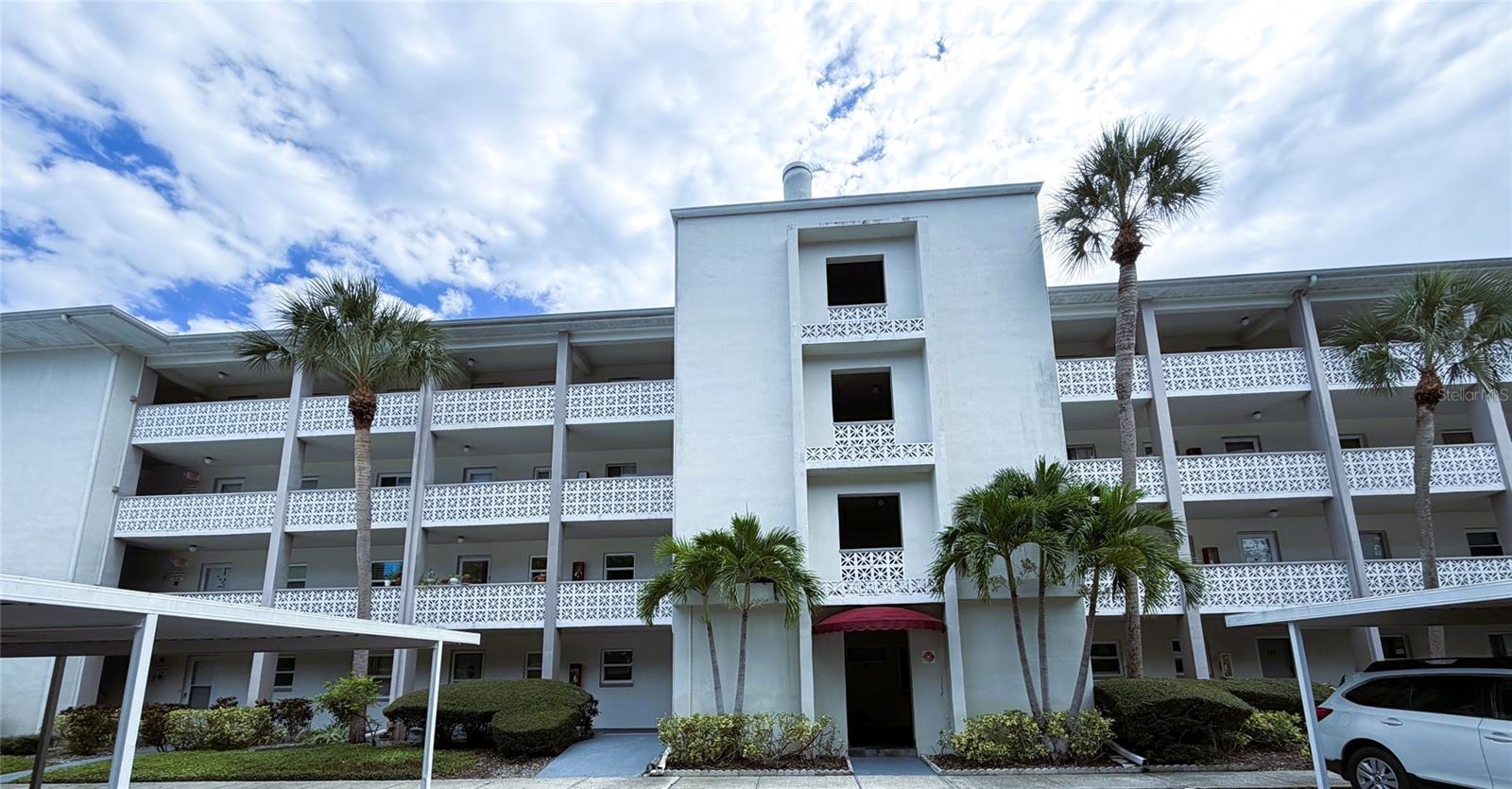 1524 LAKEVIEW RD #304 - Photo 1