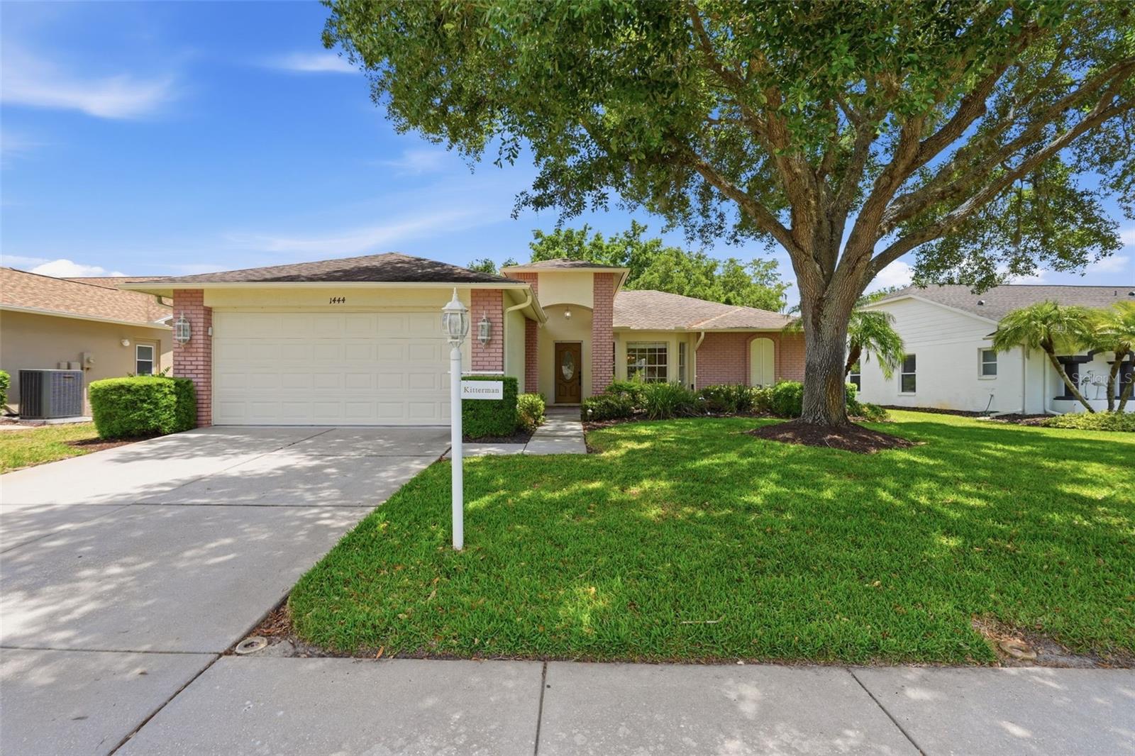 1444 CANBERLEY CT - Photo 1