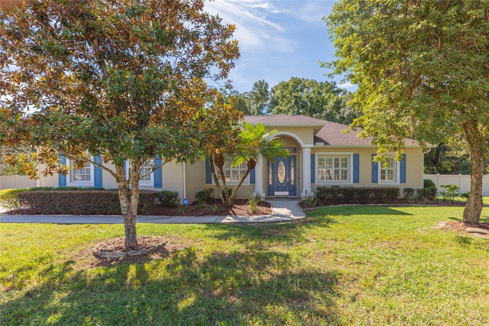 11730 LAKEVIEW DR - Photo 1