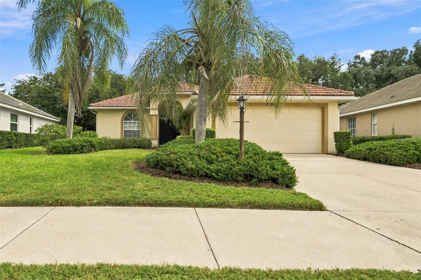 2296 HARRIER WAY - Photo 1