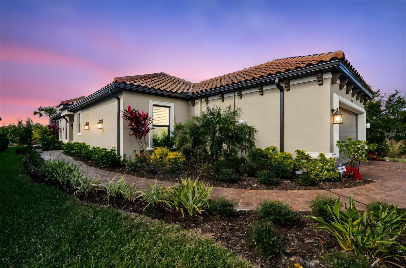 4739 GAROFALO RD - Photo 1