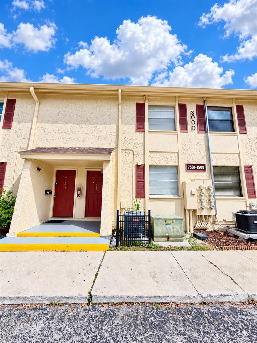7501 GALLINETA CT #7501 - Photo 1