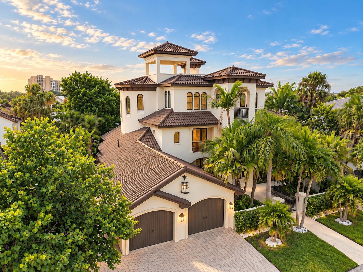 980 BAY ESPLANADE - Photo 1
