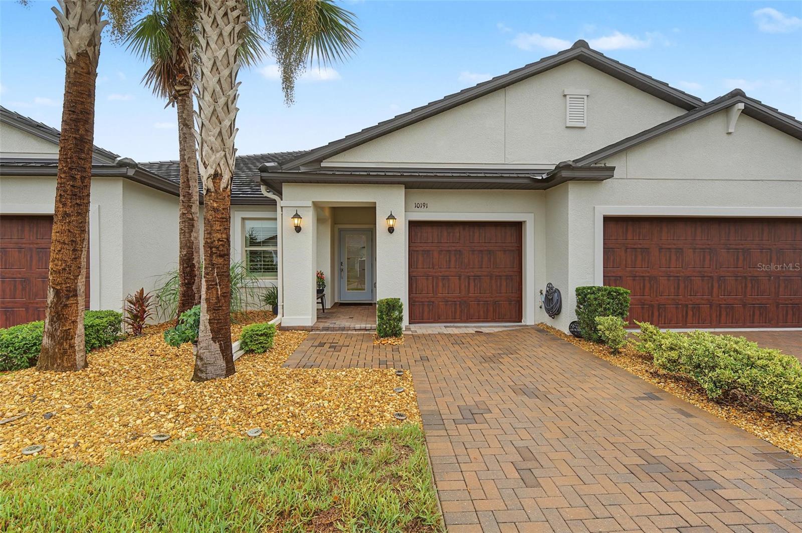 10191 ECHO DOCK LOOP - Photo 1