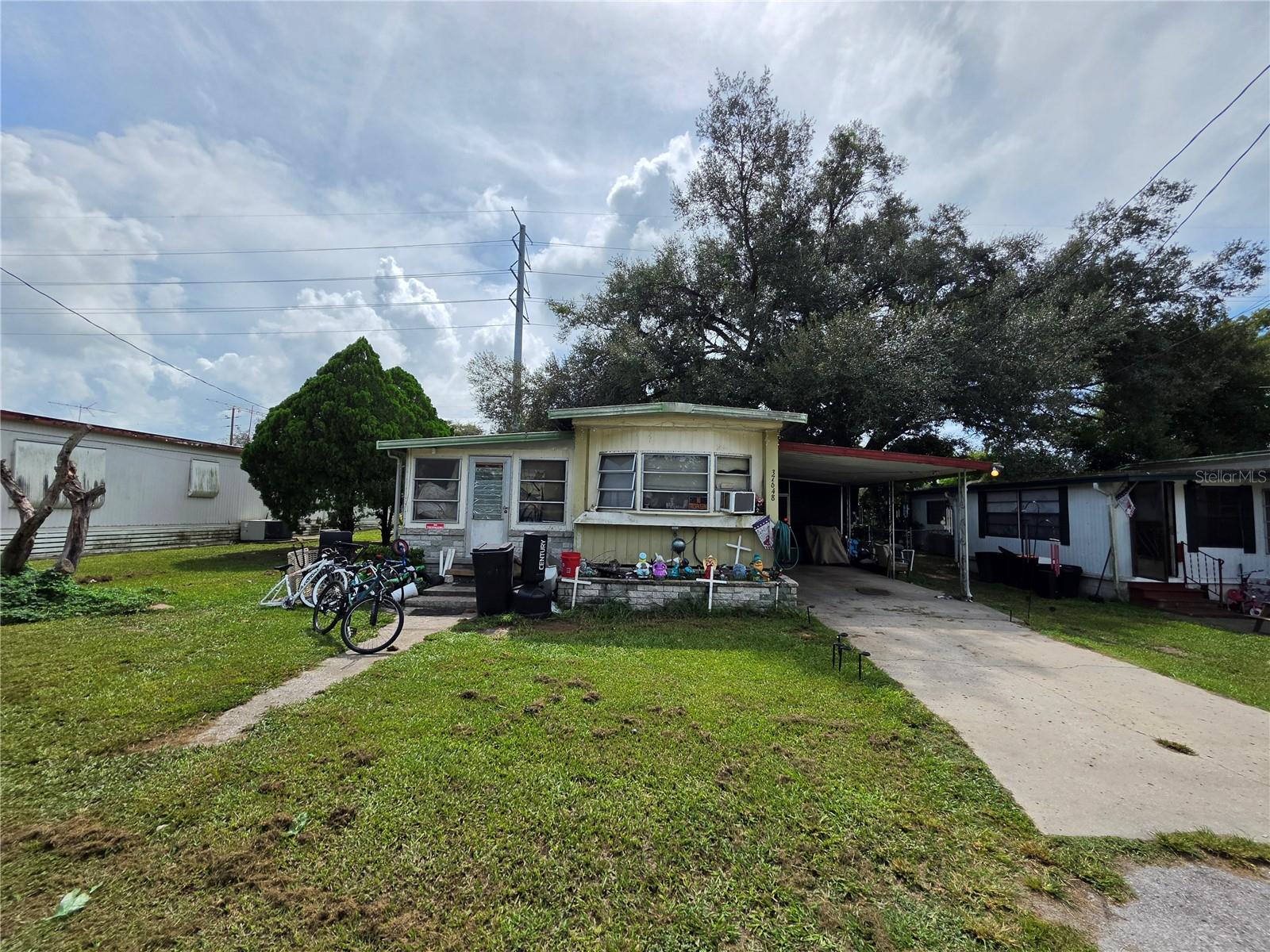 37648 MARCH LN - Photo 1
