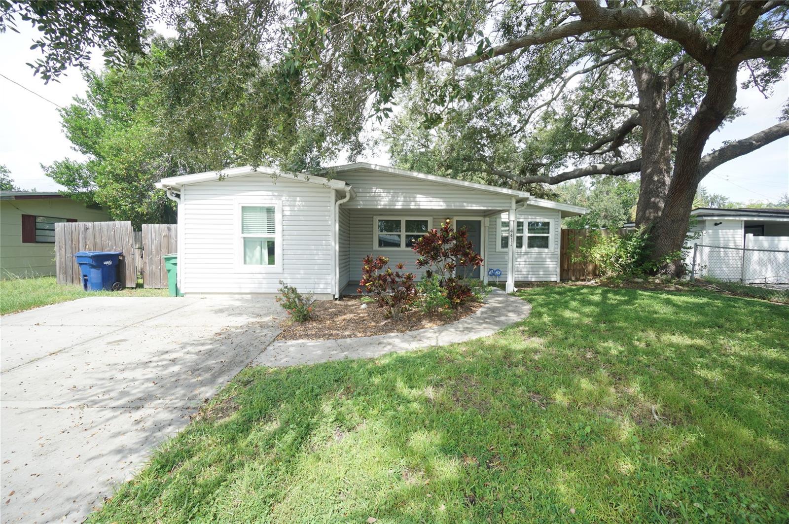 4411 W LEILA AVE - Photo 1