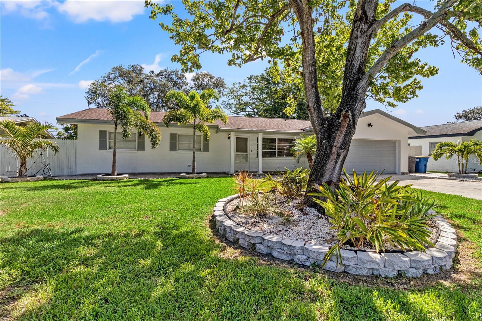 1565 S EVERGREEN AVE - Photo 1