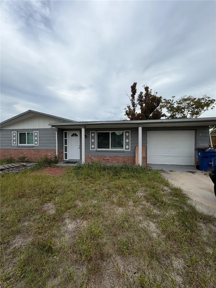 4104 PINEFIELD AVE - Photo 1