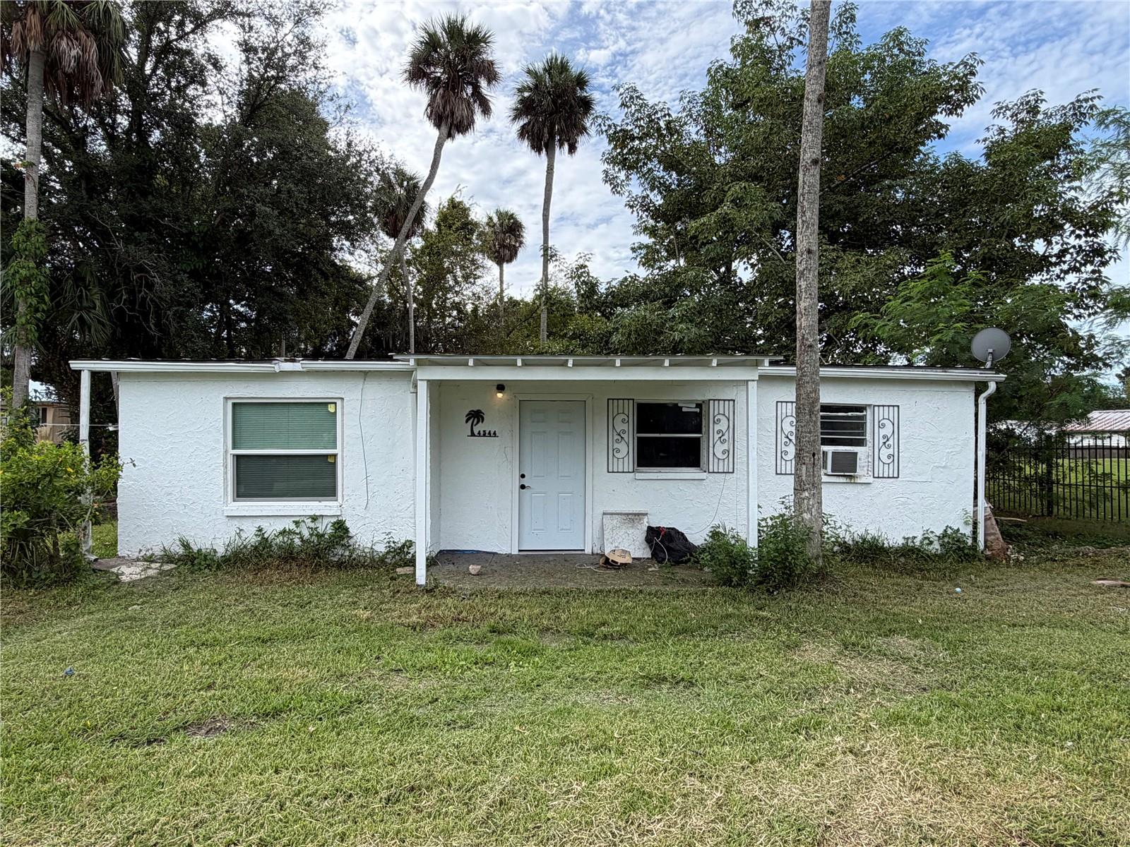 4544 PALOVERDE DR - Photo 1