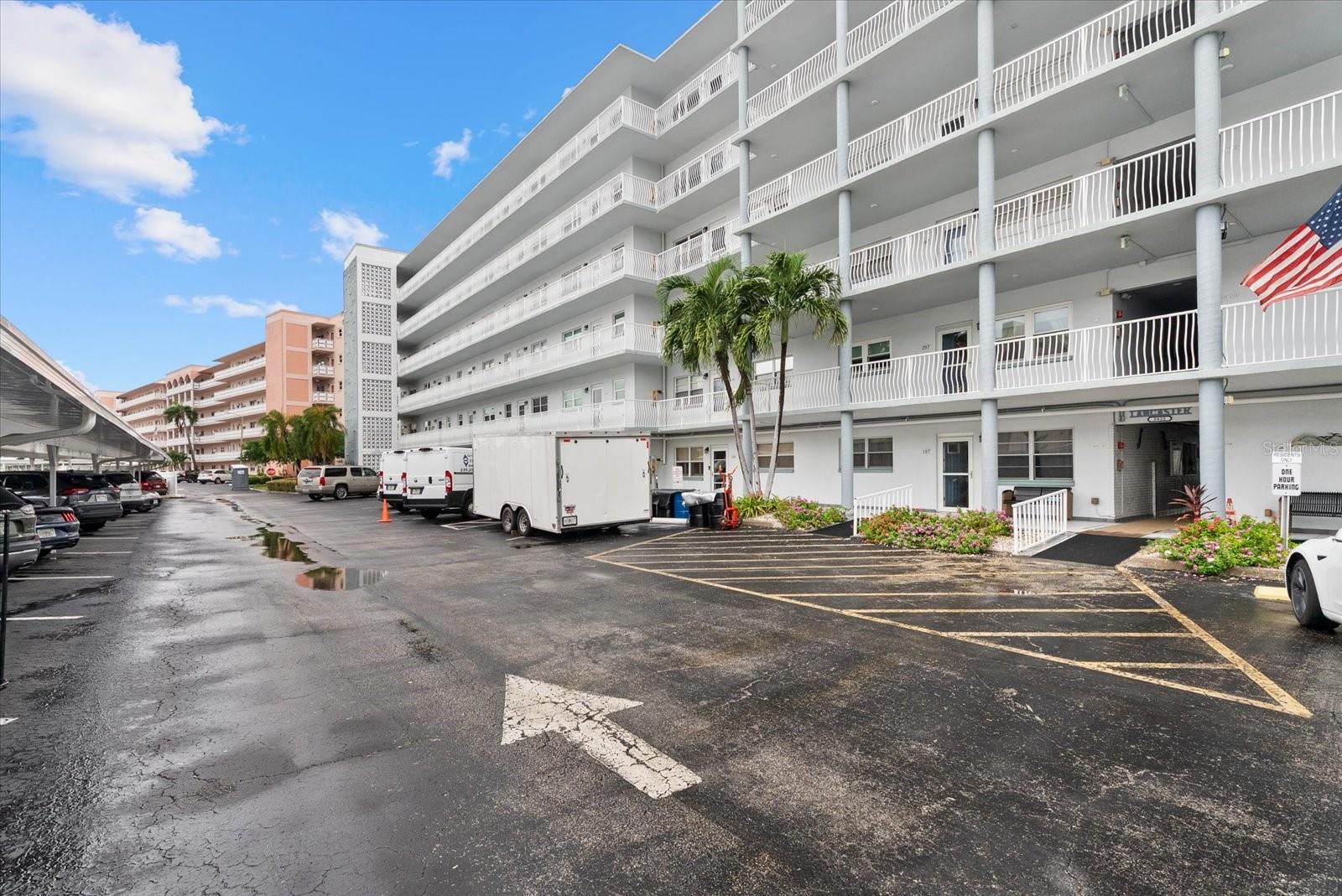 5925 SHORE BLVD S #105 - Photo 1