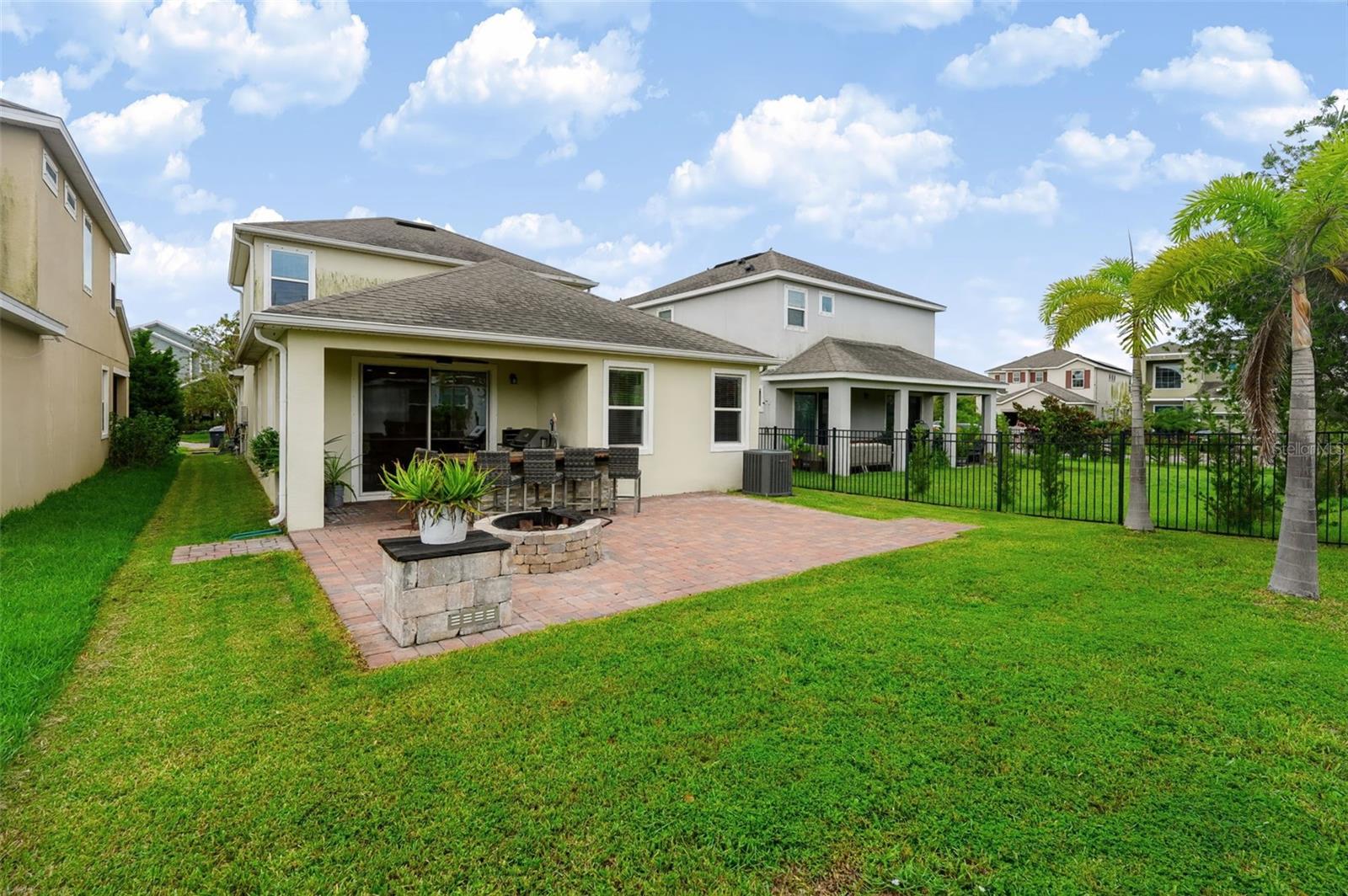 6118 VOYAGERS PL - Photo 1