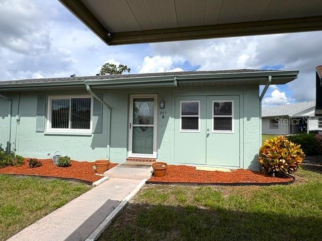 301 FRIAR CT #B - Photo 1