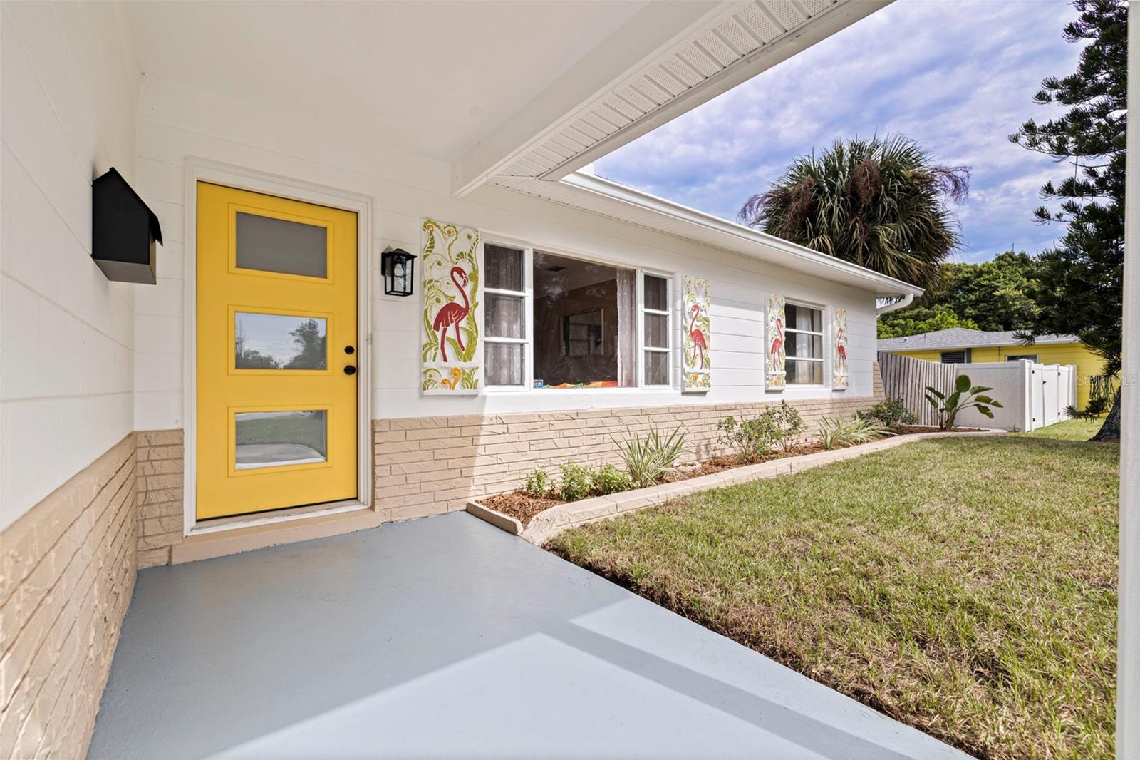 801 65TH AVE S - Photo 1