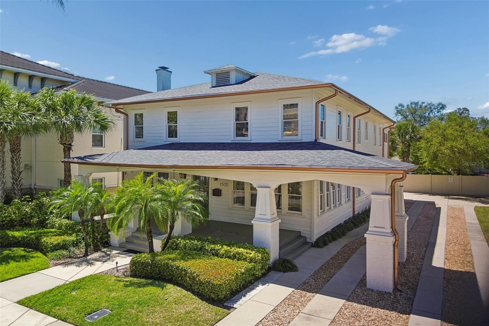 1505 S HOWARD AVE - Photo 1