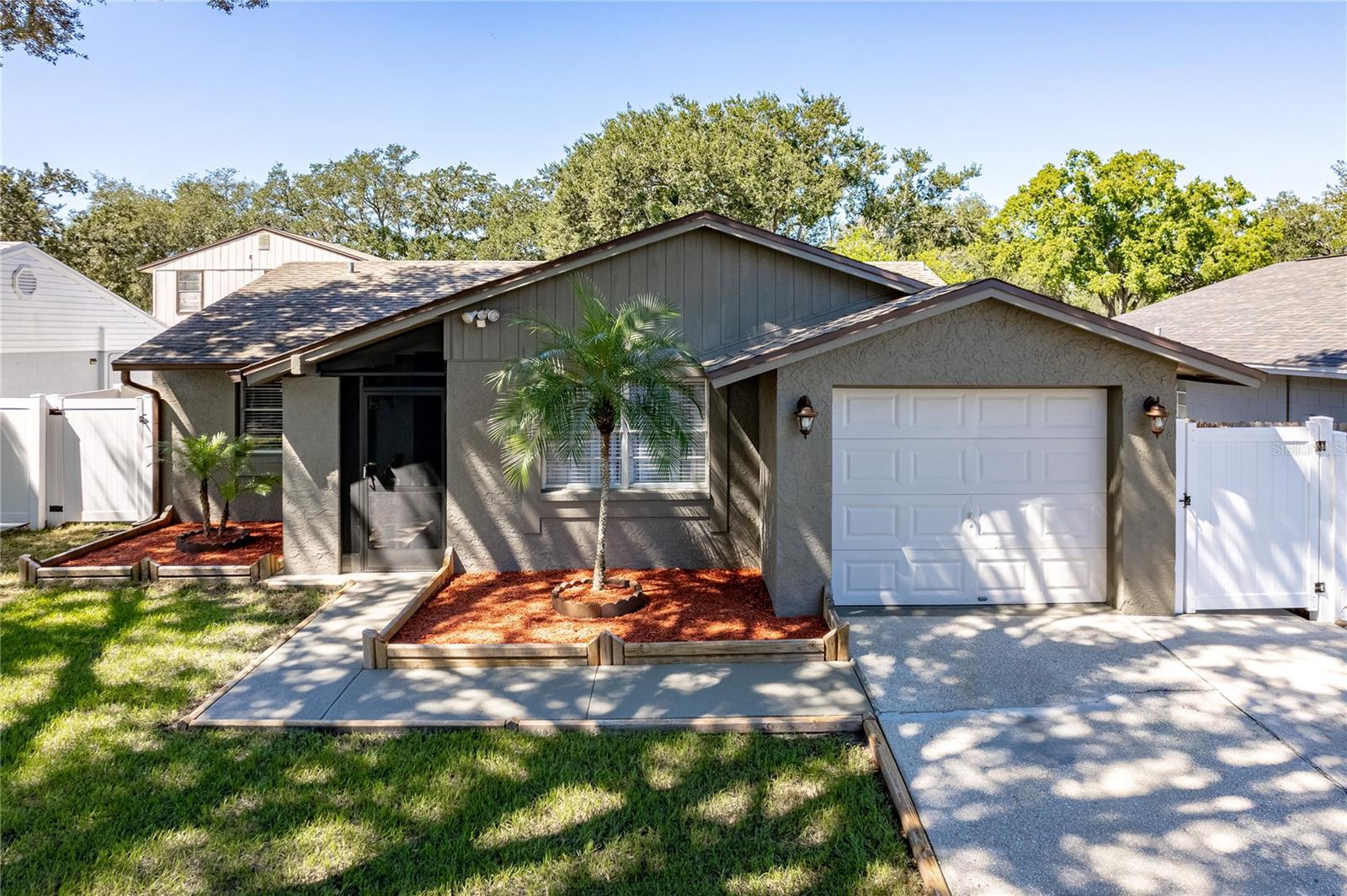 3105 SANDSPUR DR - Photo 1