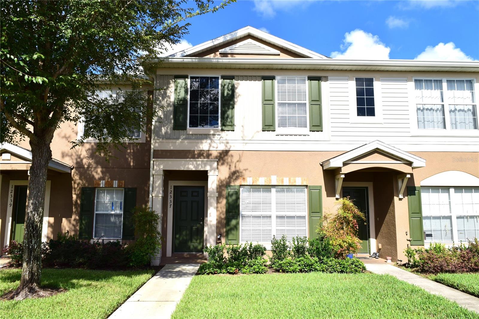 12337 FOXMOOR PEAK DR - Photo 1