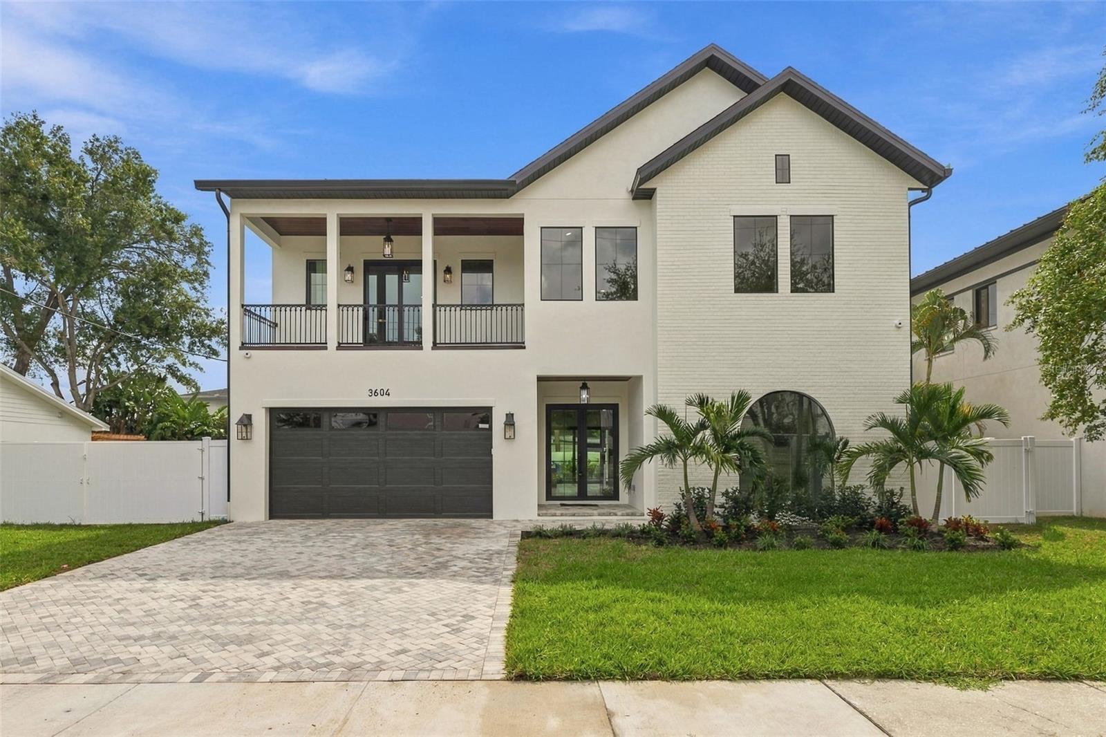 3604 W LEONA ST - Photo 1