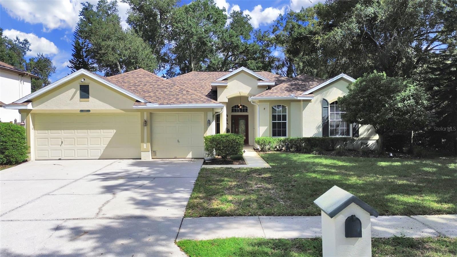 14915 DEVONSHIRE WOODS PL - Photo 1