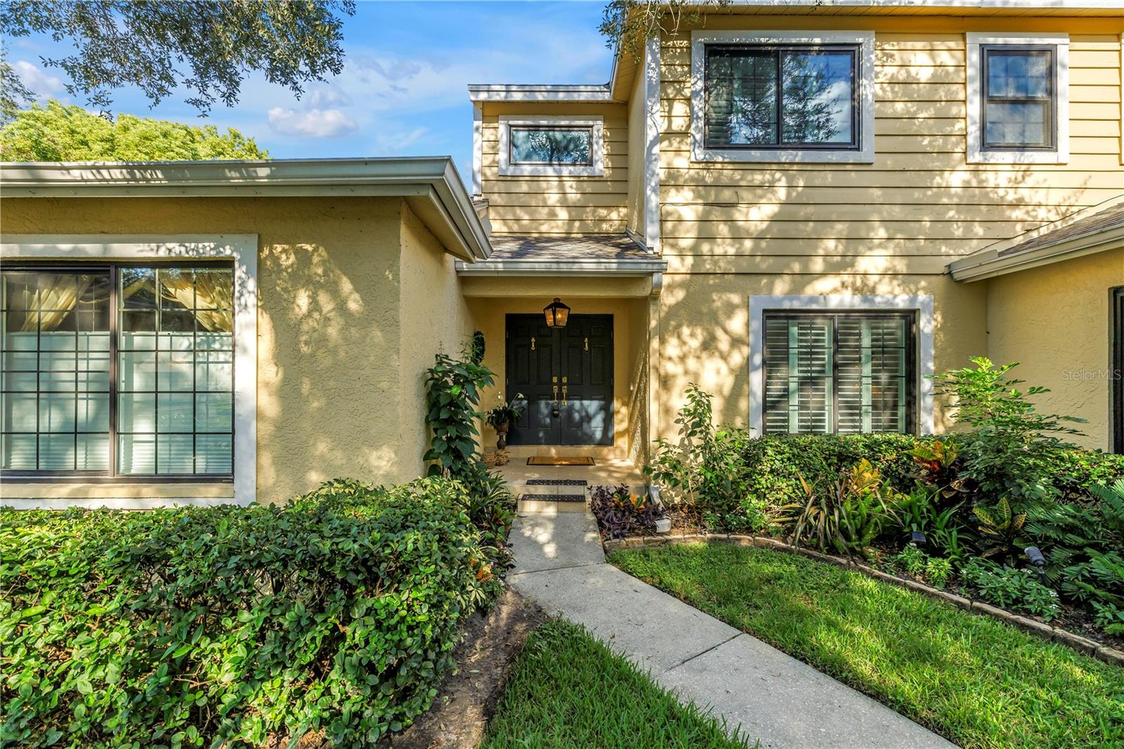 868 GLADES CT NE - Photo 1