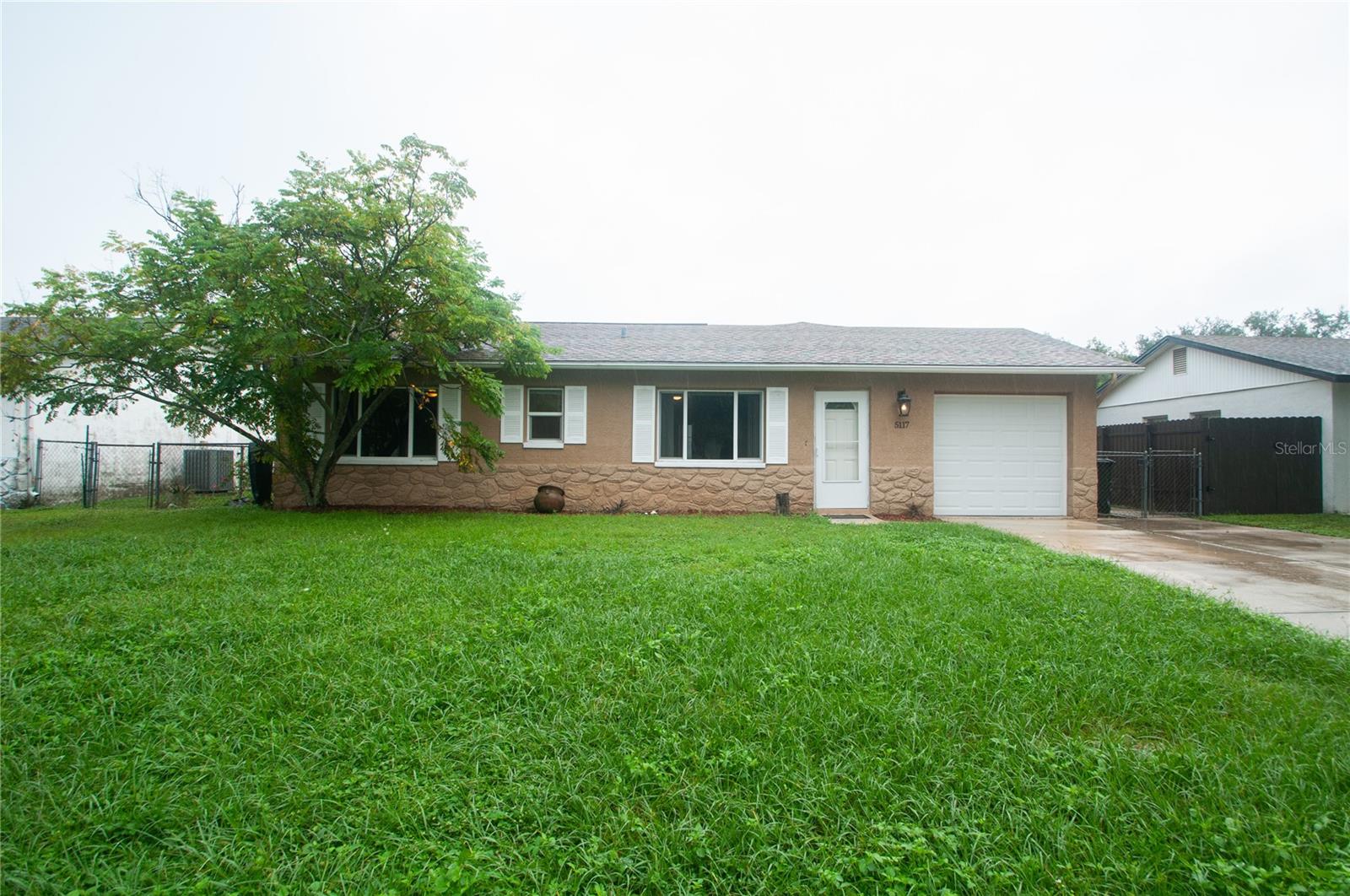 5117 BROOKSIDE LN - Photo 1