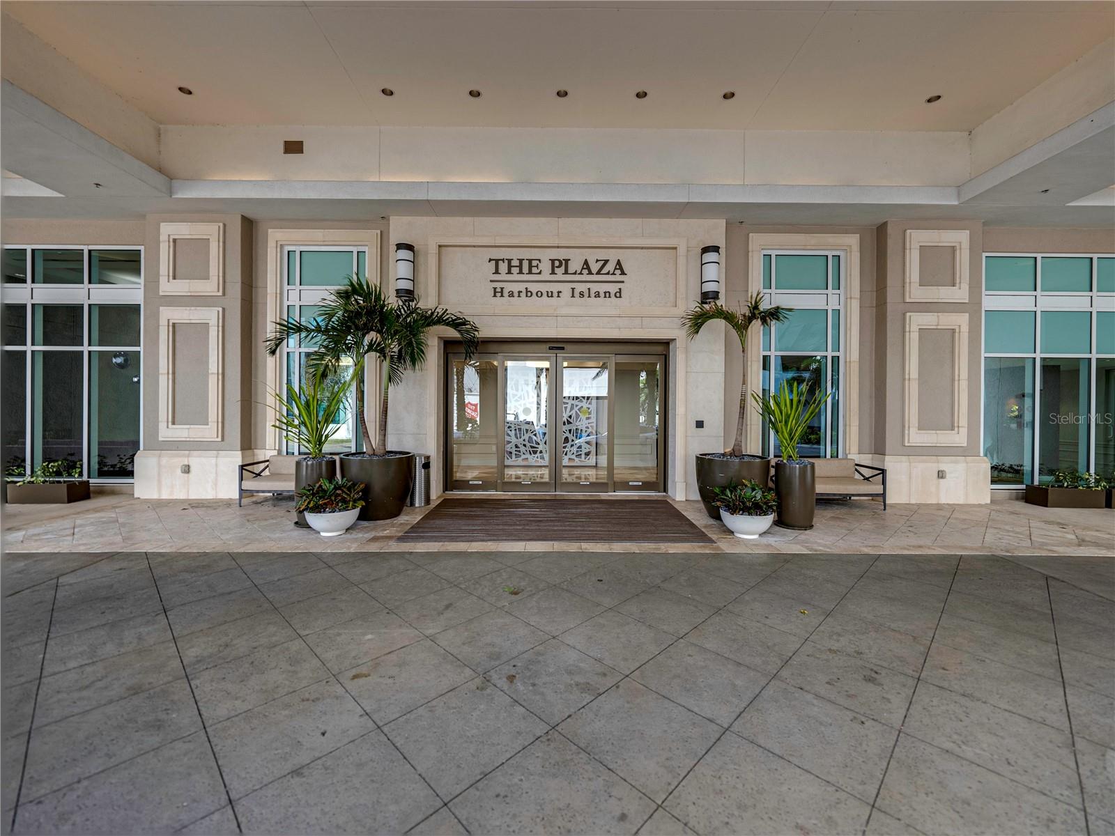 450 KNIGHTS RUN AVE #405 - Photo 1