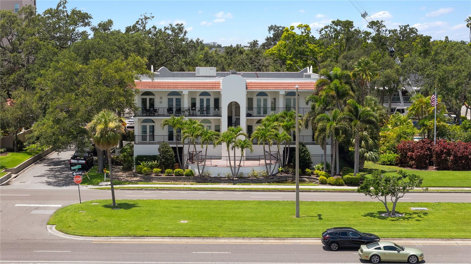 2419 BAYSHORE BLVD #3N - Photo 1