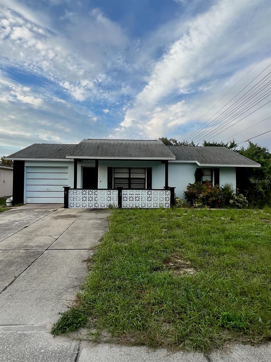 8053 SAYBROOK DR - Photo 1