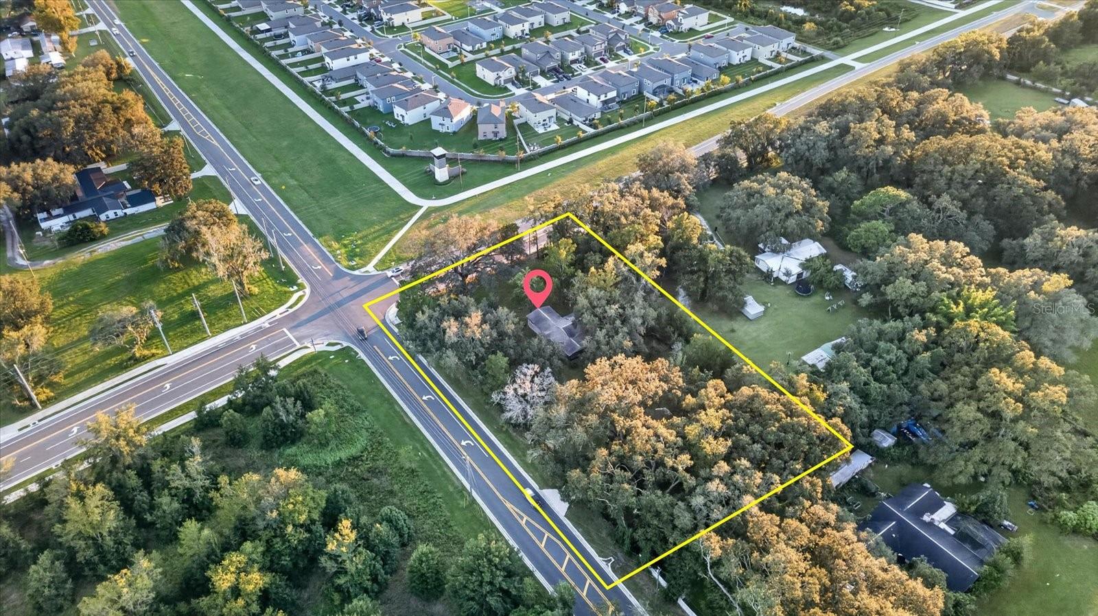 10019 CURLEY RD - Photo 1