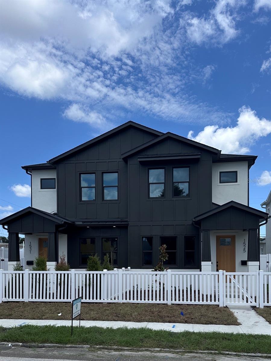 1531 29TH AVE N - Photo 1