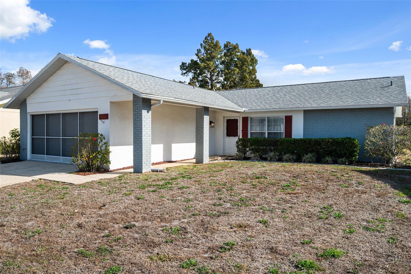 4642 SAINT LAWRENCE DR - Photo 1