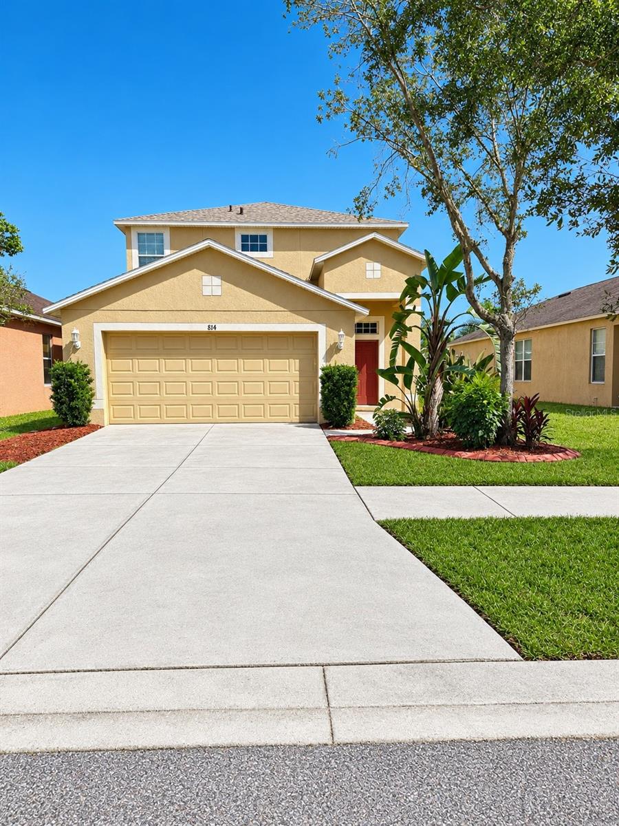 814 COLLEGE LEAF WAY - Photo 1