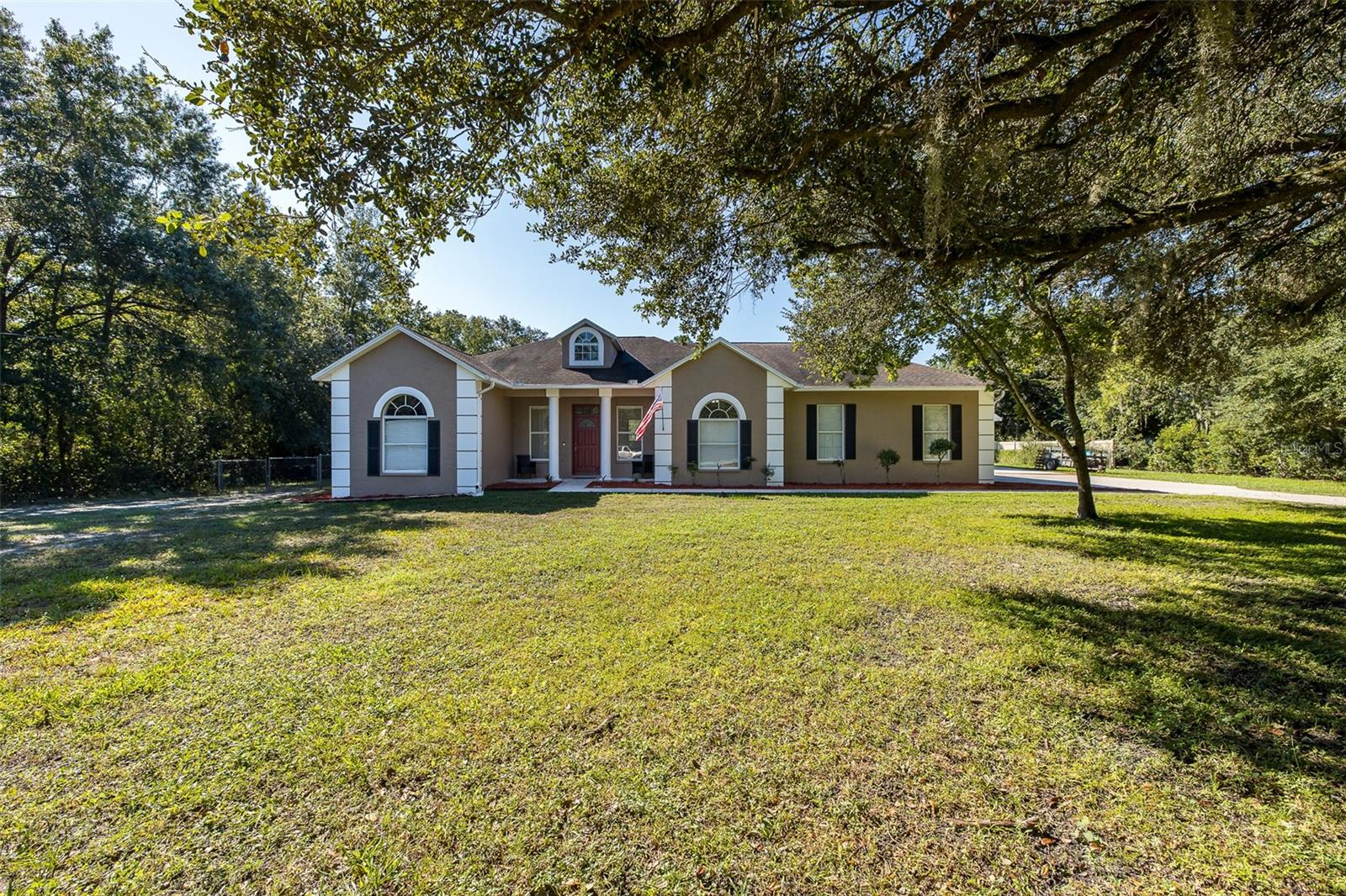 31524 CROSS CREEK LN - Photo 1