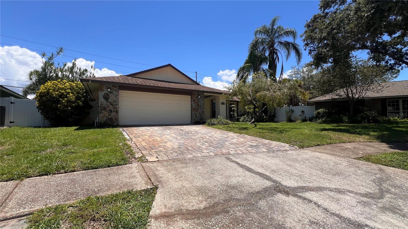 10007 LINDEN PLACE DR - Photo 1