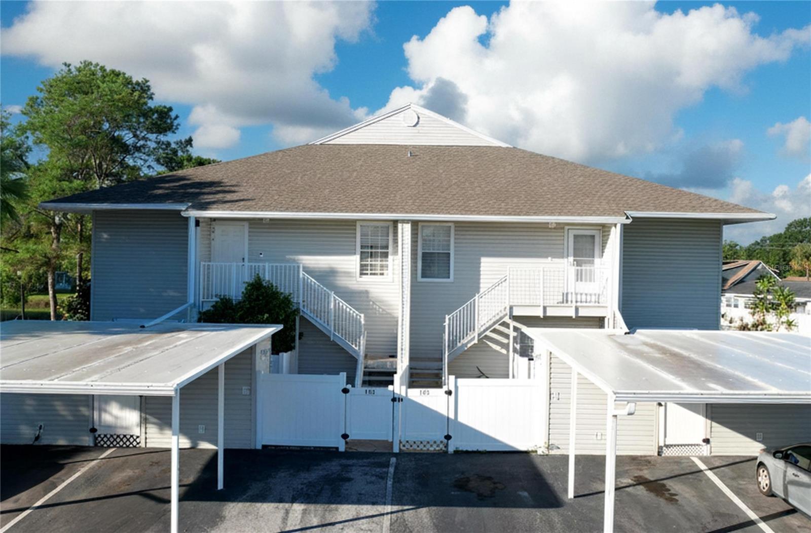 8350 SAVANNAH TRACE CIR #102 - Photo 1