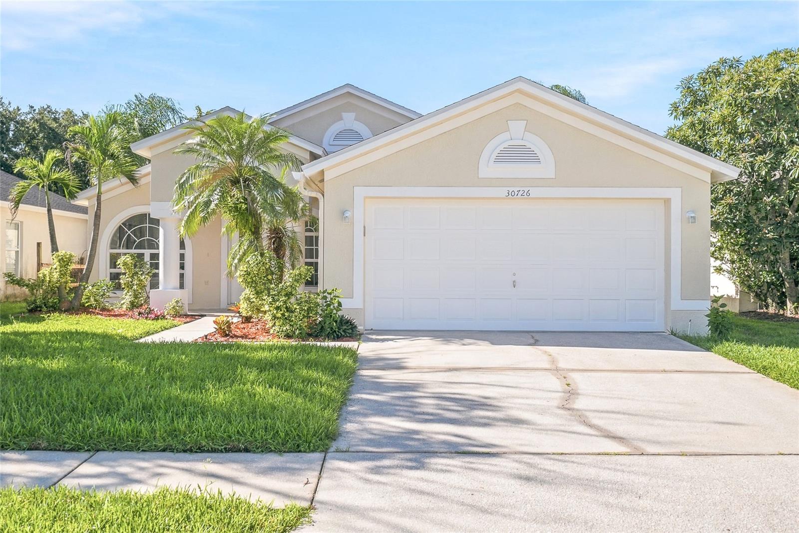 30726 TREMONT DR - Photo 1