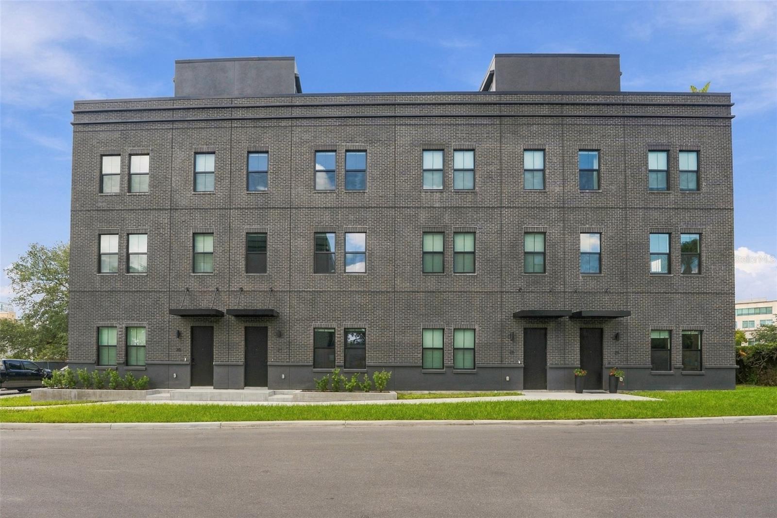 1218 E KAY ST #27 - Photo 1