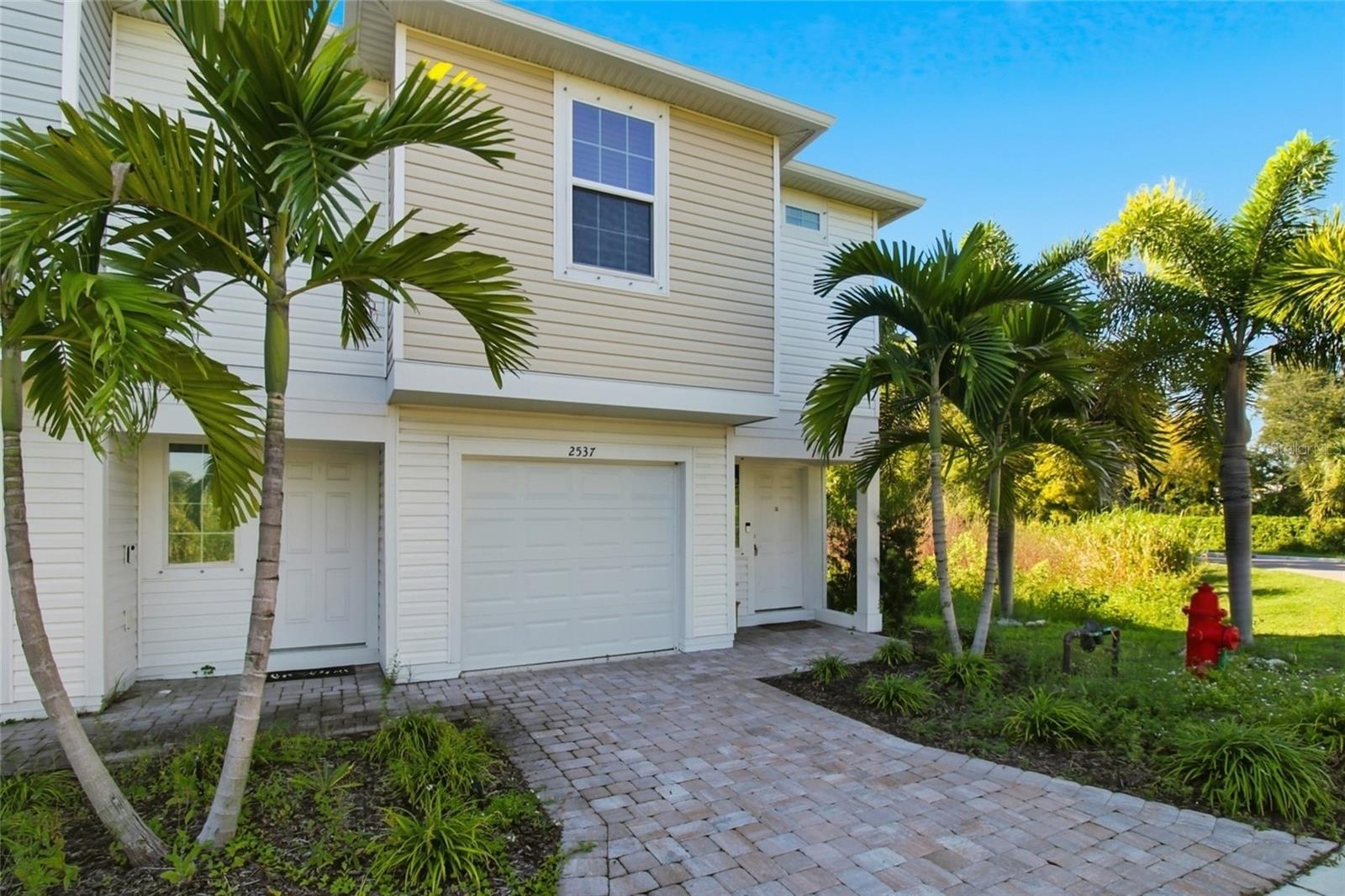 2537 6TH AVENUE DR E - Photo 1