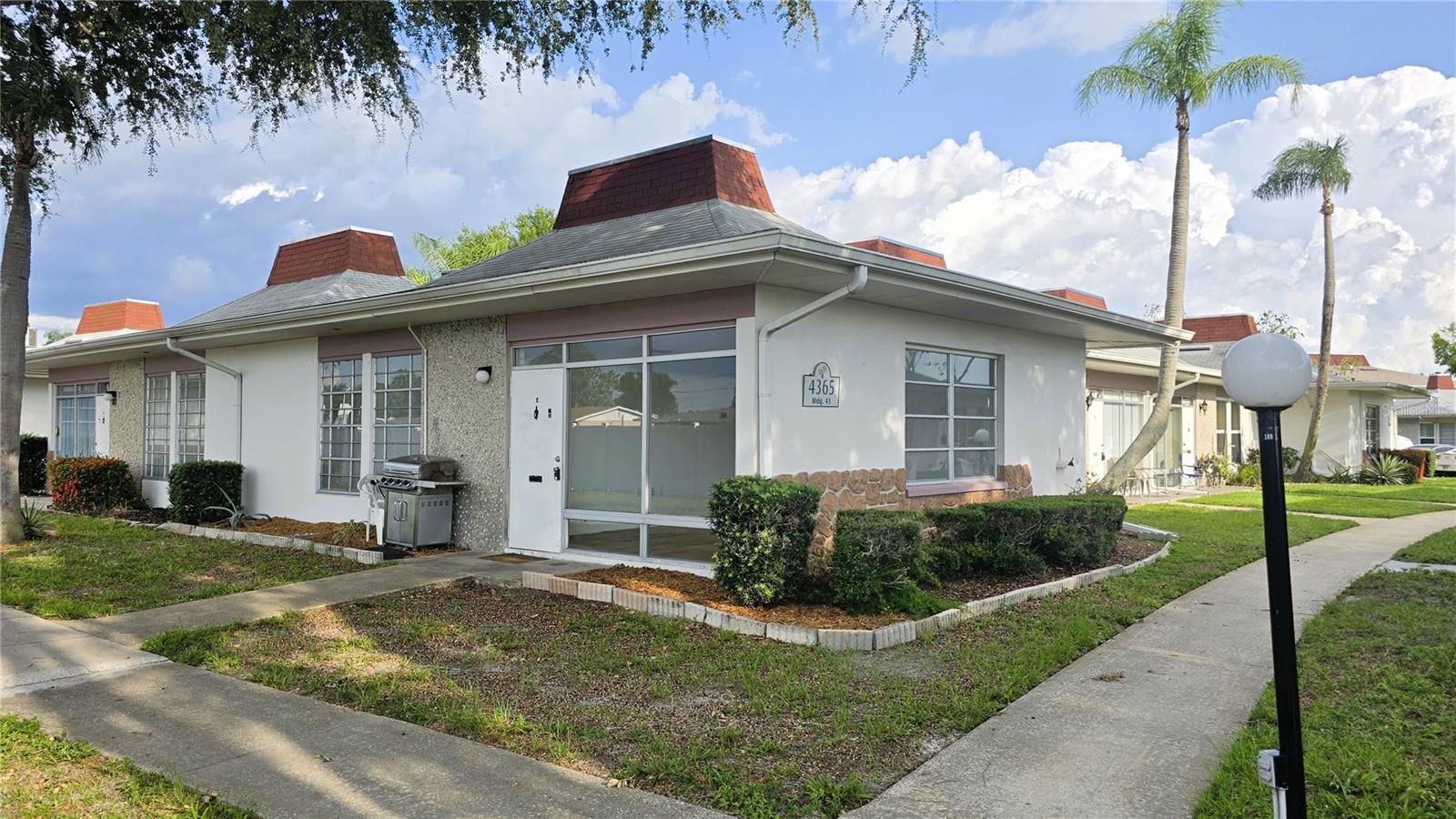 4365 TAHITIAN GARDENS CIR #E - Photo 1